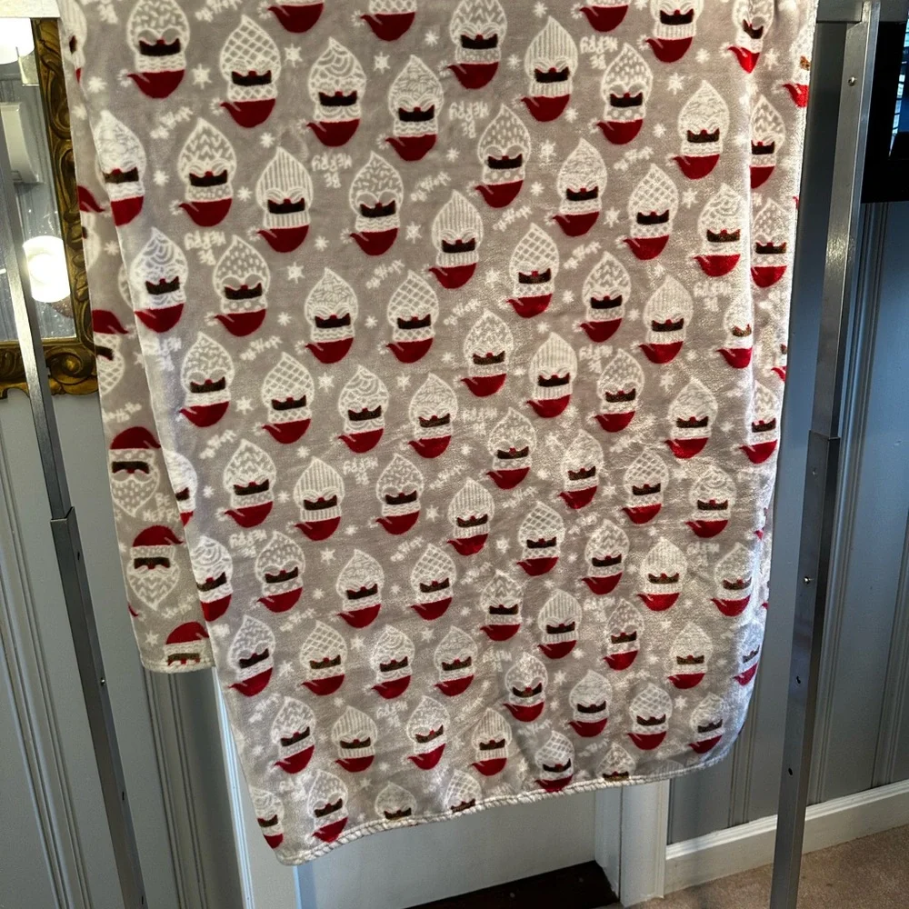 Well Dressed Home Plush Holiday Throw - Gray with Red Accents